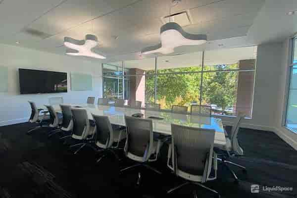 Modern conference room with ergonomic chairs for corporate meetings in San Jose.