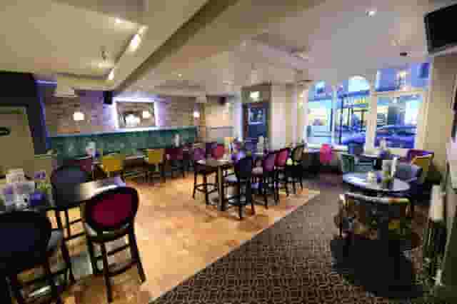 Bar