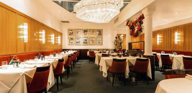 Elegant dining space on Madison Avenue, ideal for corporate events and intimate gatherings.