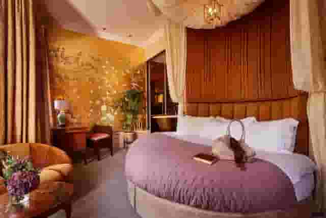 Marvellous Room
