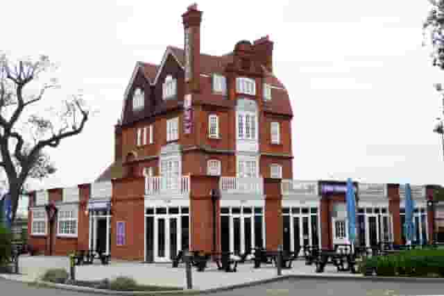 Fox Connaught