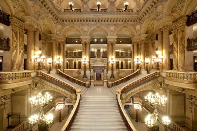Foyers