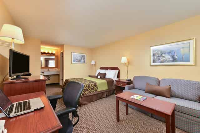 2 Queen Beds Accessible - Non Smoking