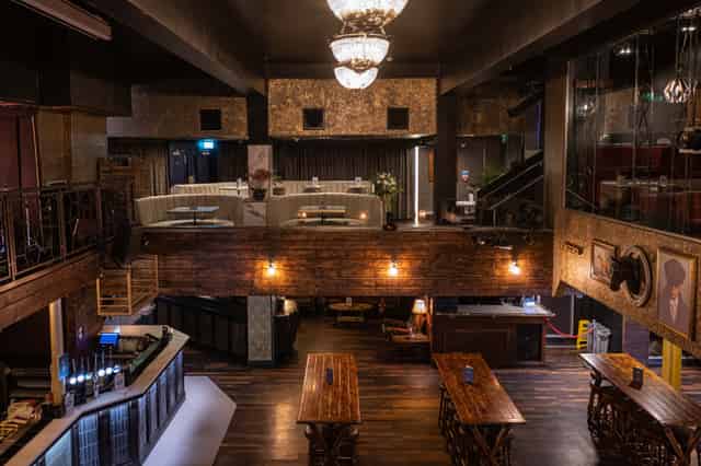 Eden Lounge