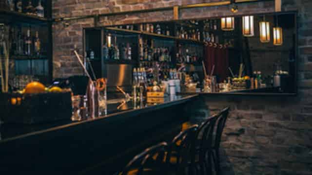 Cocktail bar