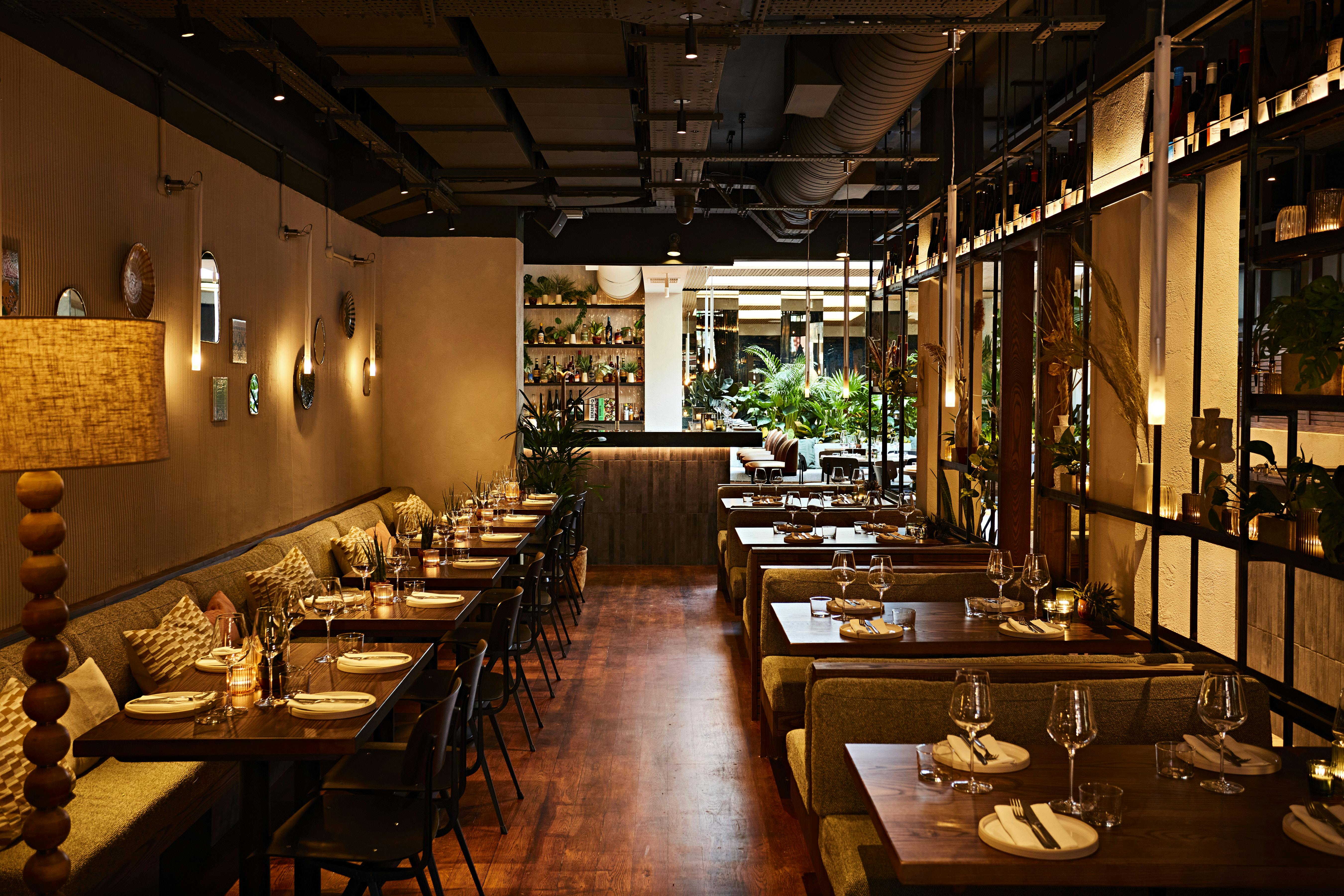 Stylish Main Dining Space in Carmel Fitzrovia for intimate gatherings and corporate events.