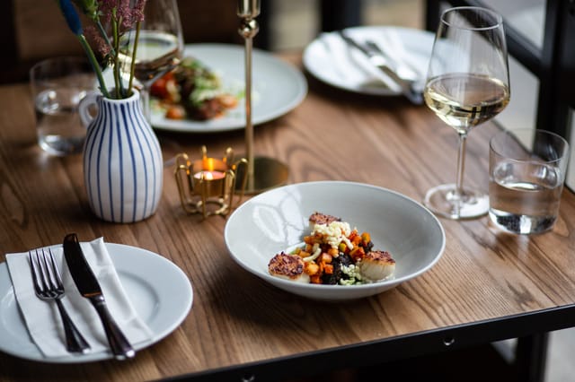 Elegant dining table at The Merchant Room, perfect for corporate dinners and networking events.