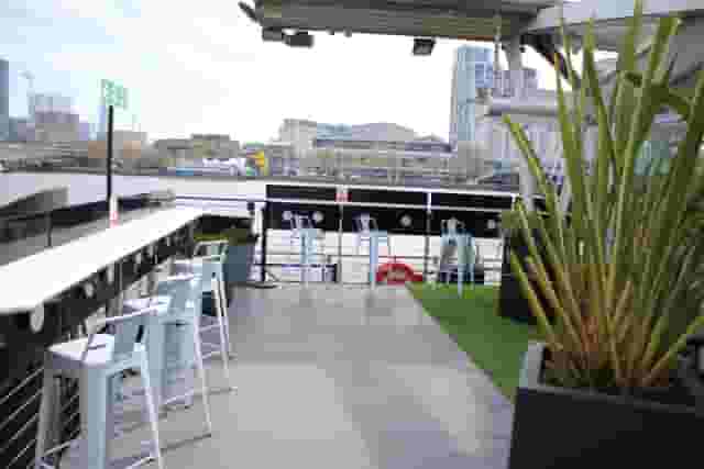 Clipper Lounge Embankment