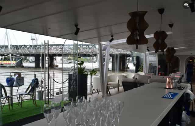 Clipper Lounge Embankment