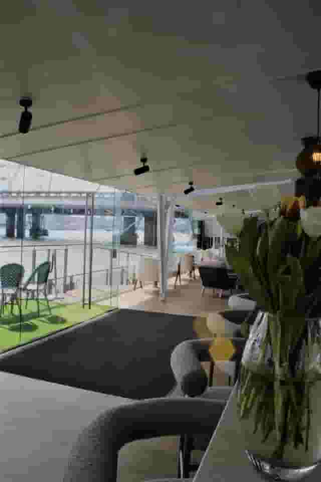 Clipper Lounge Embankment