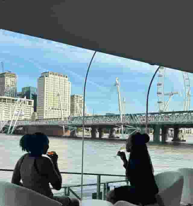 Clipper Lounge Embankment