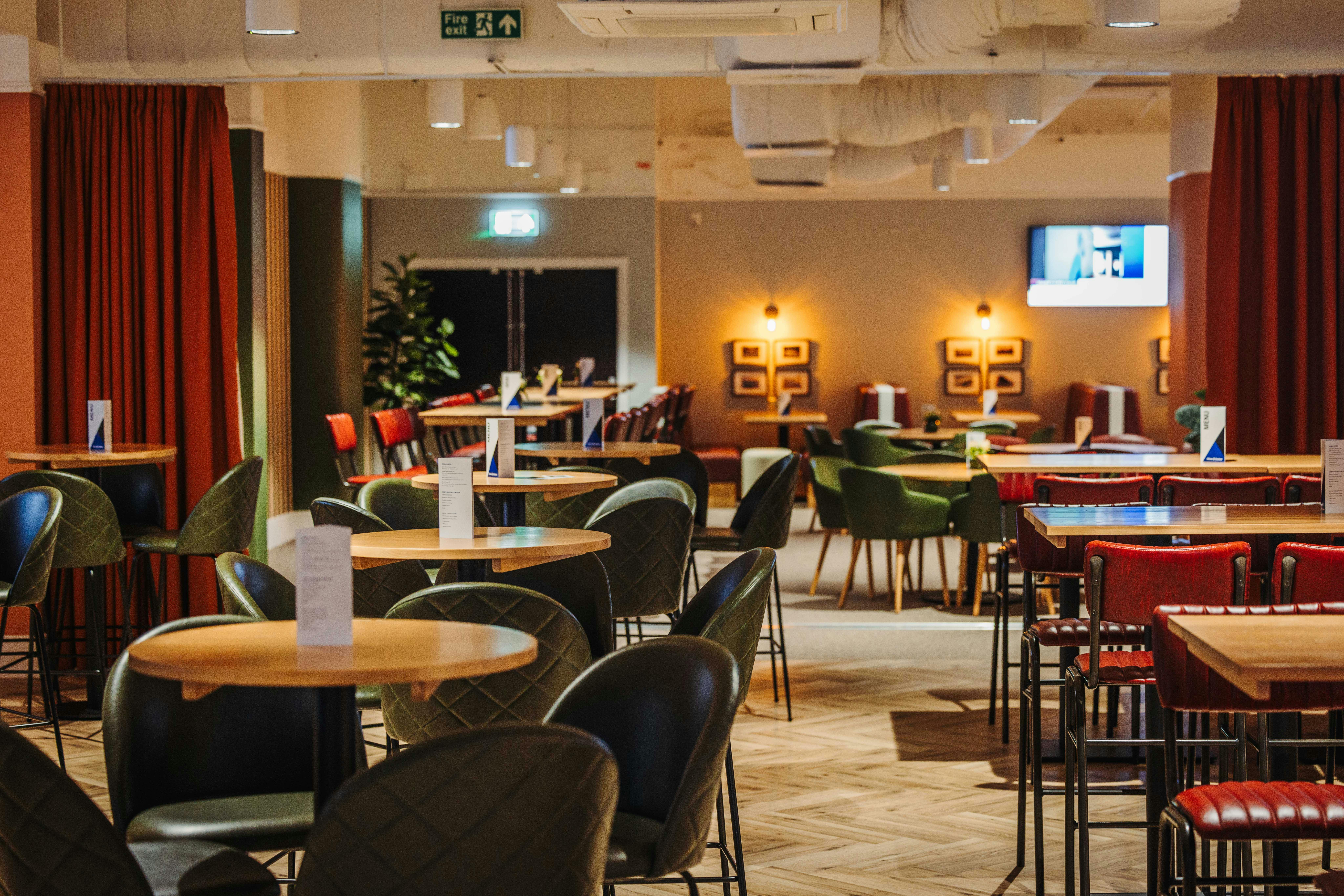 Allianz Stadium, Twickenham - Allianz Suite image 1