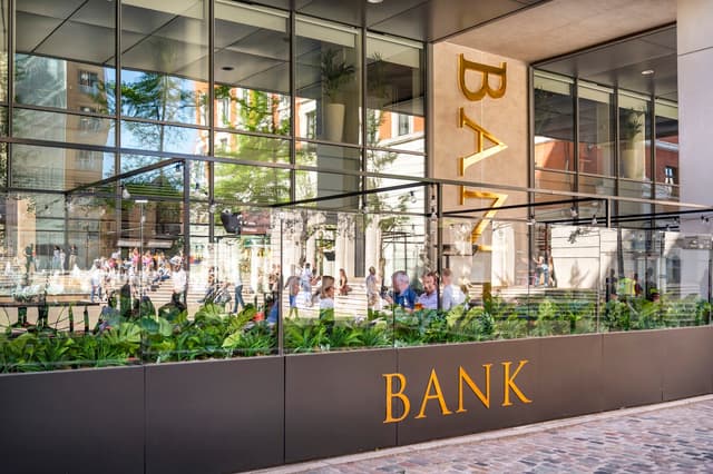 Bank Restaurant Bar & Grill