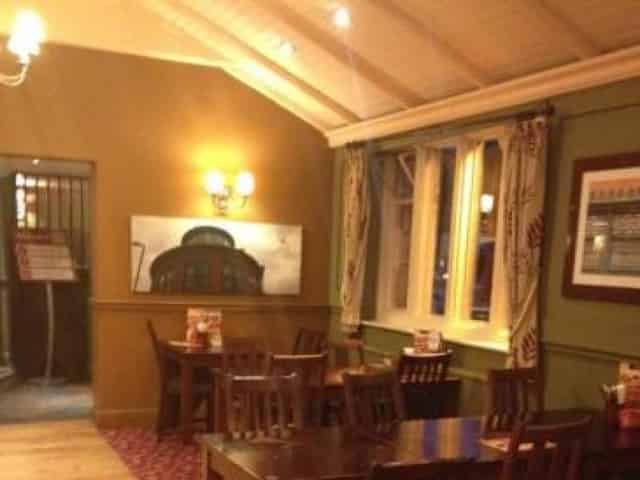Bar