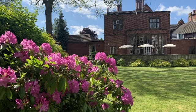 Plough & Harrow Hotel
