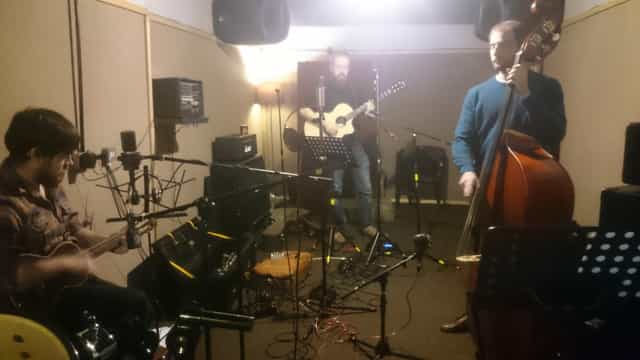 Live music setup in rehearsal studio, ideal for corporate events and private gatherings.