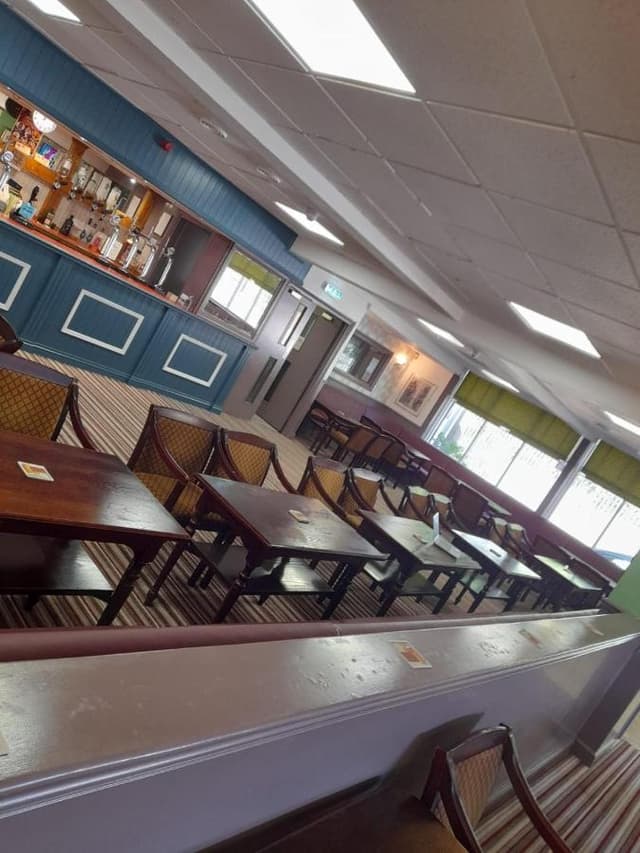 Avenue Club and Lodge