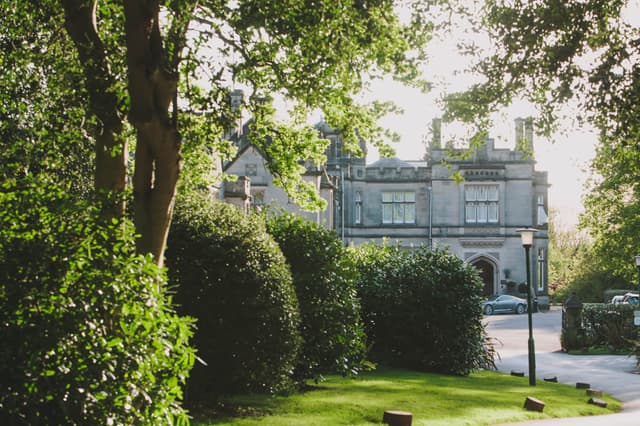 Hampton Manor