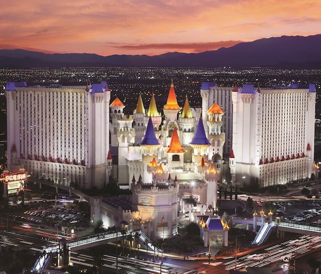 Excalibur Grand