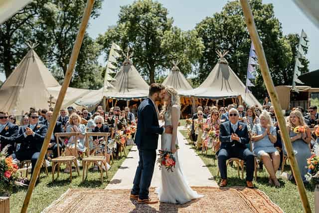 Belcote Farm Tipi Weddings