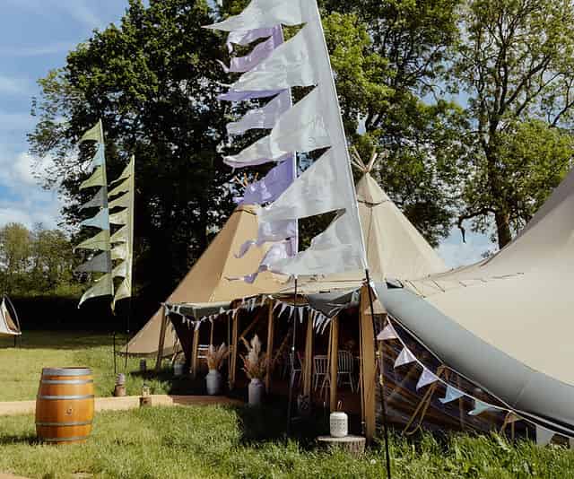 Belcote Farm Tipi Weddings