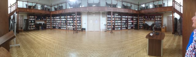 Garnett Room