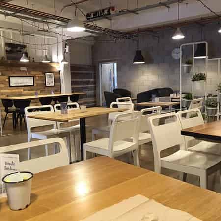 OIKOS Café