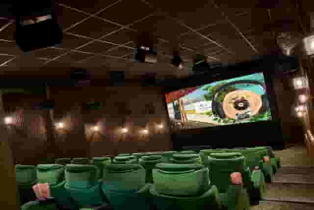 FLIX Screening Den