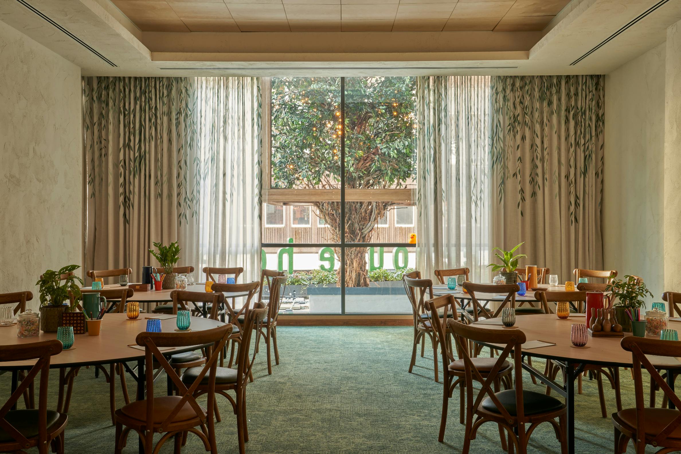 Treehouse Hotel Manchester - Cedar image 3