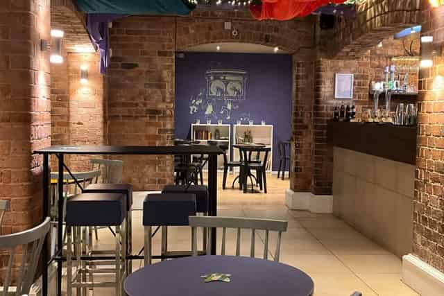 Lounge Bar