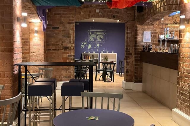 Lounge Bar