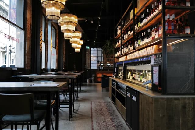 Lounge Bar