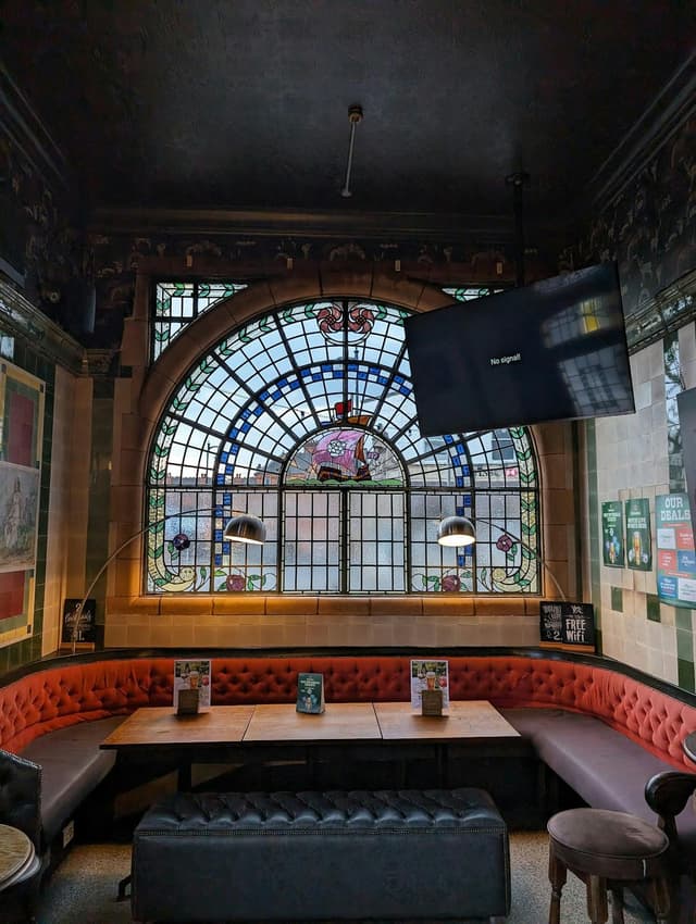 Rose Villa Tavern