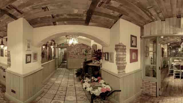 Charming rustic restaurant in The Botanist Birmingham, perfect for intimate events and gatherings.