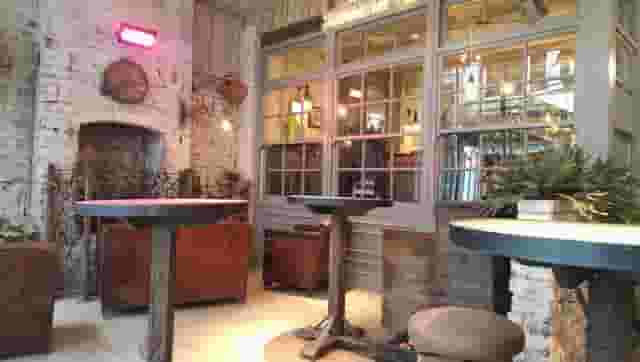 Bar