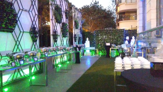 Elegant outdoor event space at InterContinental Marine Drive for cocktail receptions.