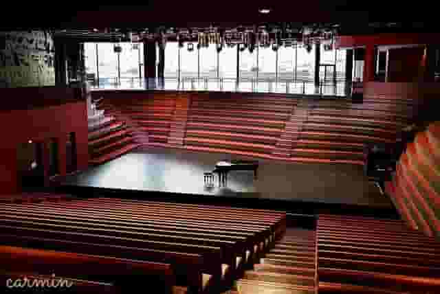 Théâtre Claude Lévi-Strauss foyer