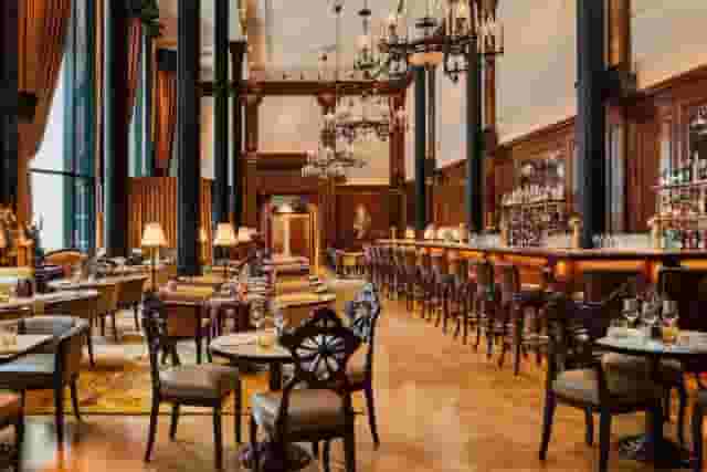 Saint Eustache Lounge