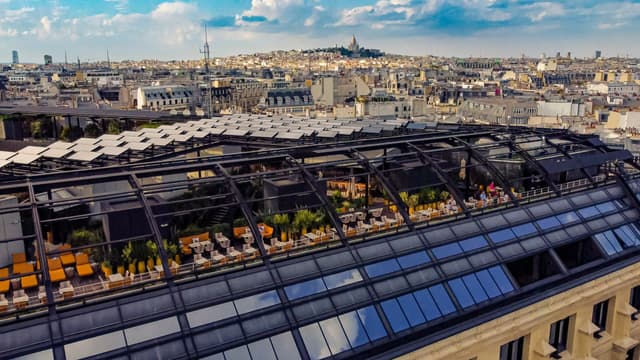 Rooftop bar