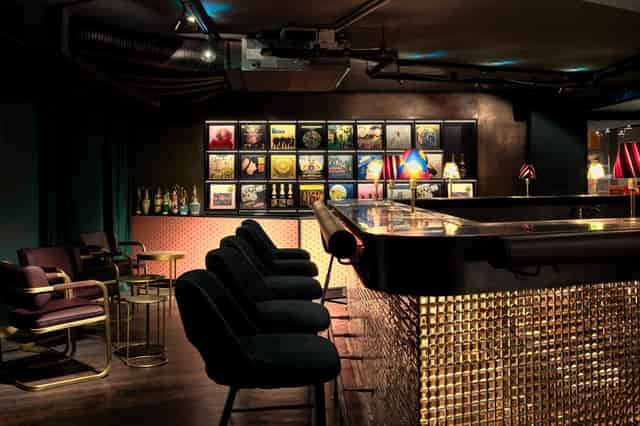 Magenta Room