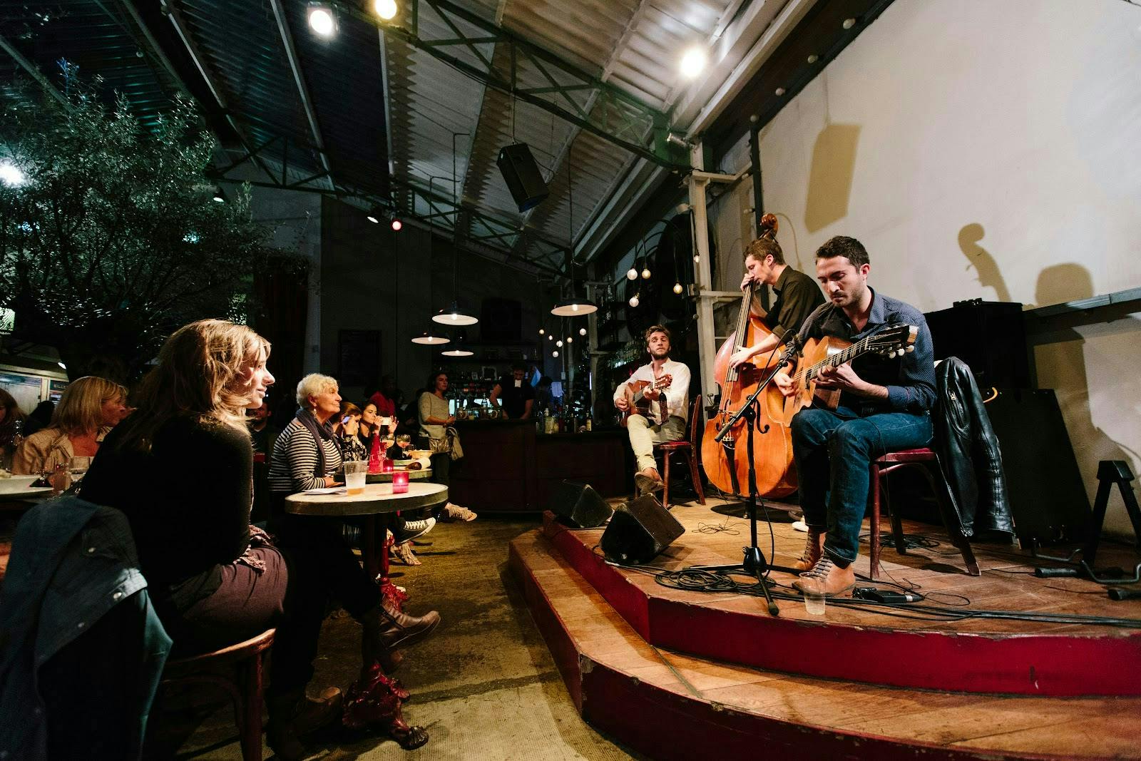 Vibrant live music venue Le Forum at La Bellevilloise for events and gatherings.