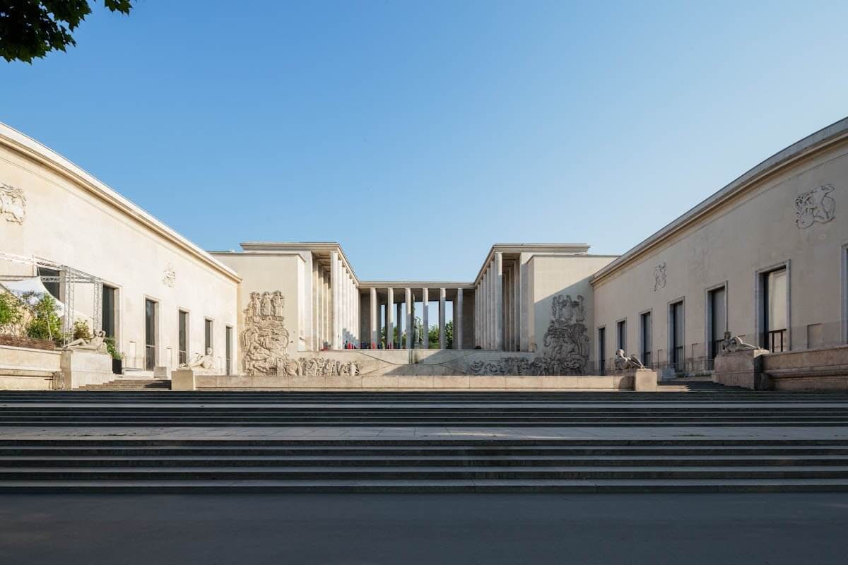 Galerie Haute at Palais de Tokyo: modern venue with grand entrance for events and exhibitions.