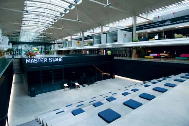 Master Stage