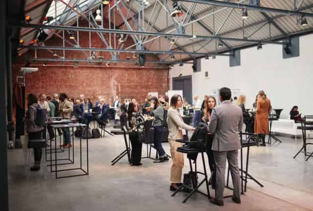 Riverside, Restaurant & Mezzanine