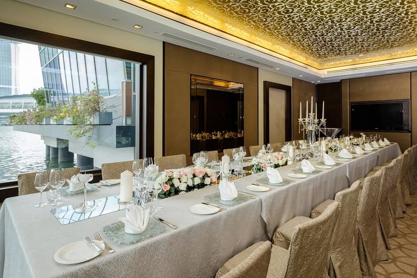 Elegant dining table at The Fullerton Bay Hotel for corporate events and gatherings.