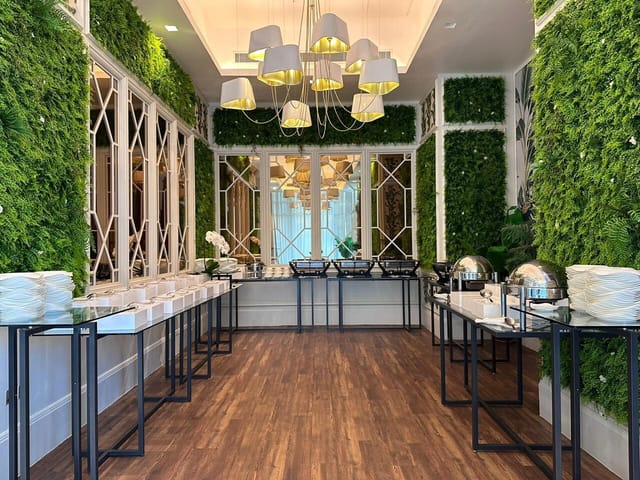  Ritz-Carlton DIFC