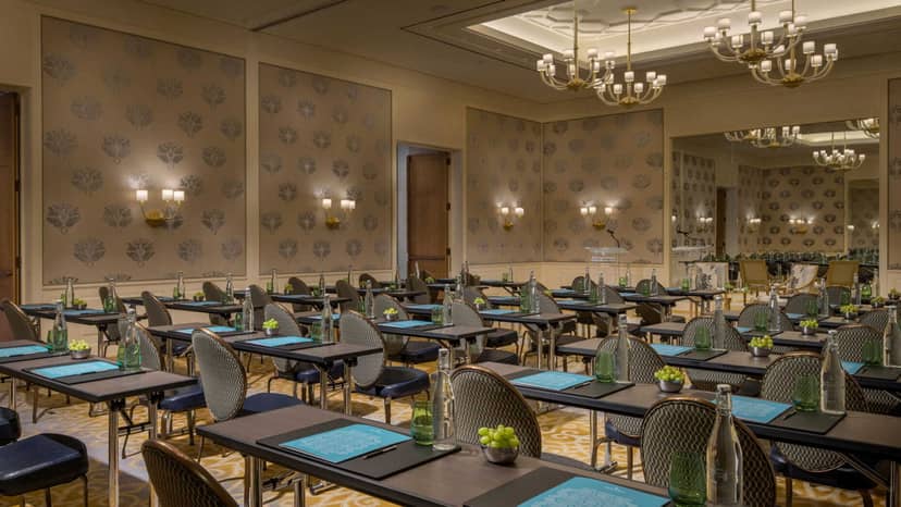 Lulwa Meeting Room at Four Seasons Dubai, ideal for corporate events with elegant decor.