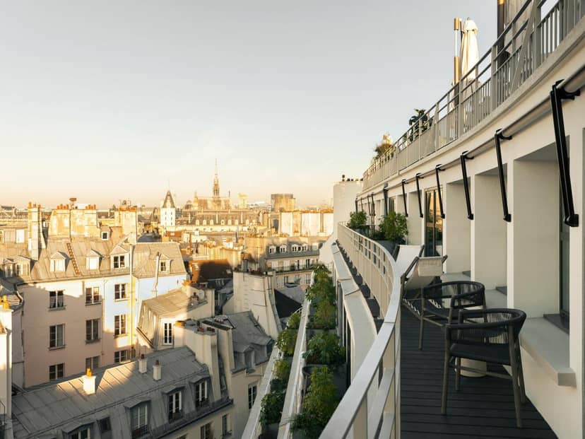 Rooftop terrace at Hotel Dame des Arts, Paris, ideal for upscale events and receptions.
