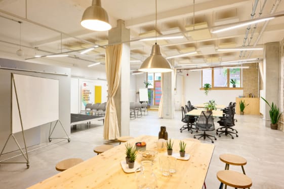Elephant meeting space in Impact Hub Berlin, ideal for workshops and collaboration.