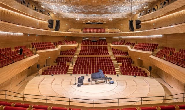 Performing arts theater